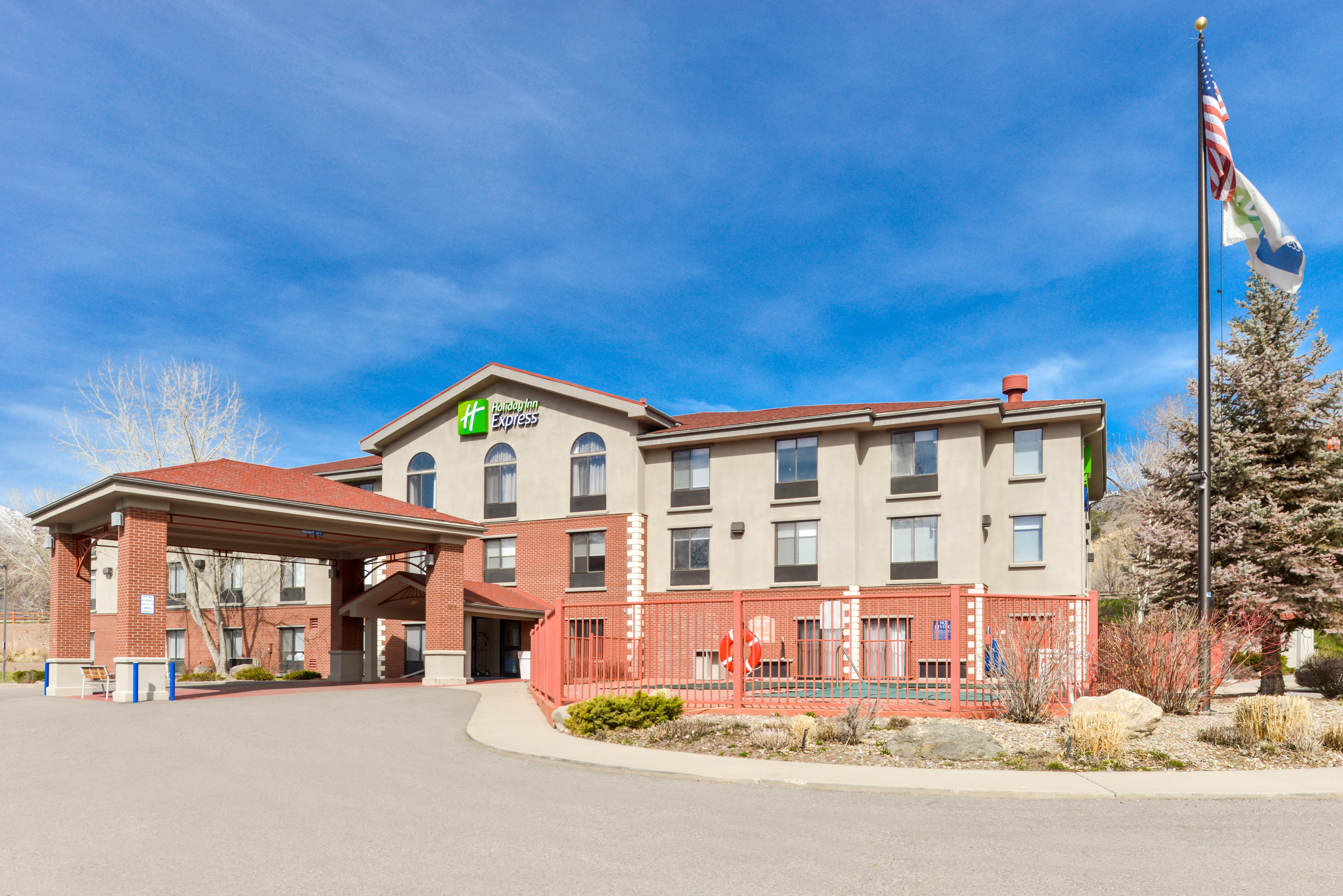 Holiday Inn Express Glenwood Springs Aspen Area Exterior foto